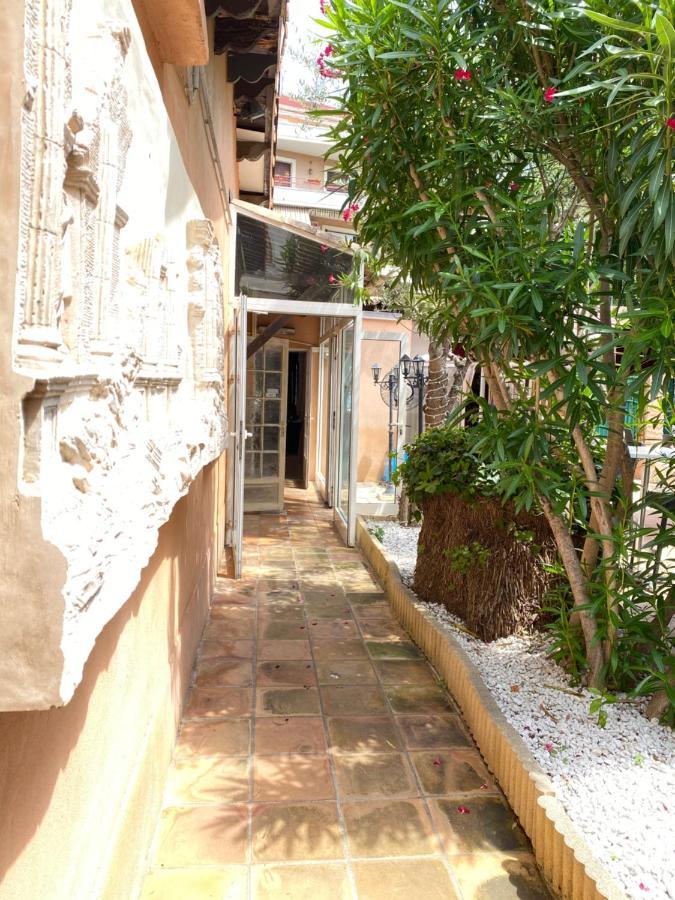 Hotel Le Derby กาญเนอ-ซูร์-แมร์ ภายนอก รูปภาพ