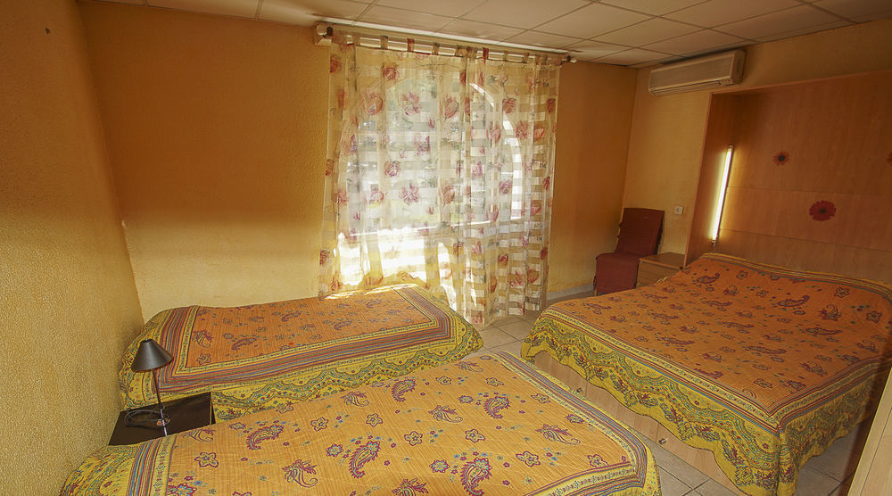 Hotel Le Derby กาญเนอ-ซูร์-แมร์ ภายนอก รูปภาพ