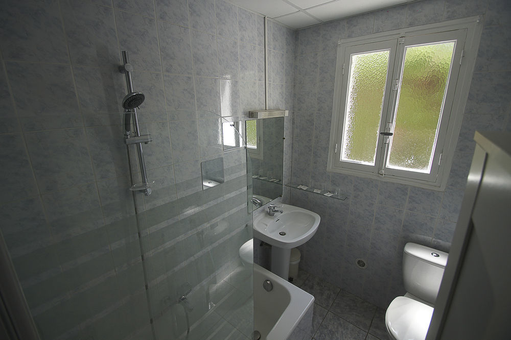 Hotel Le Derby กาญเนอ-ซูร์-แมร์ ภายนอก รูปภาพ